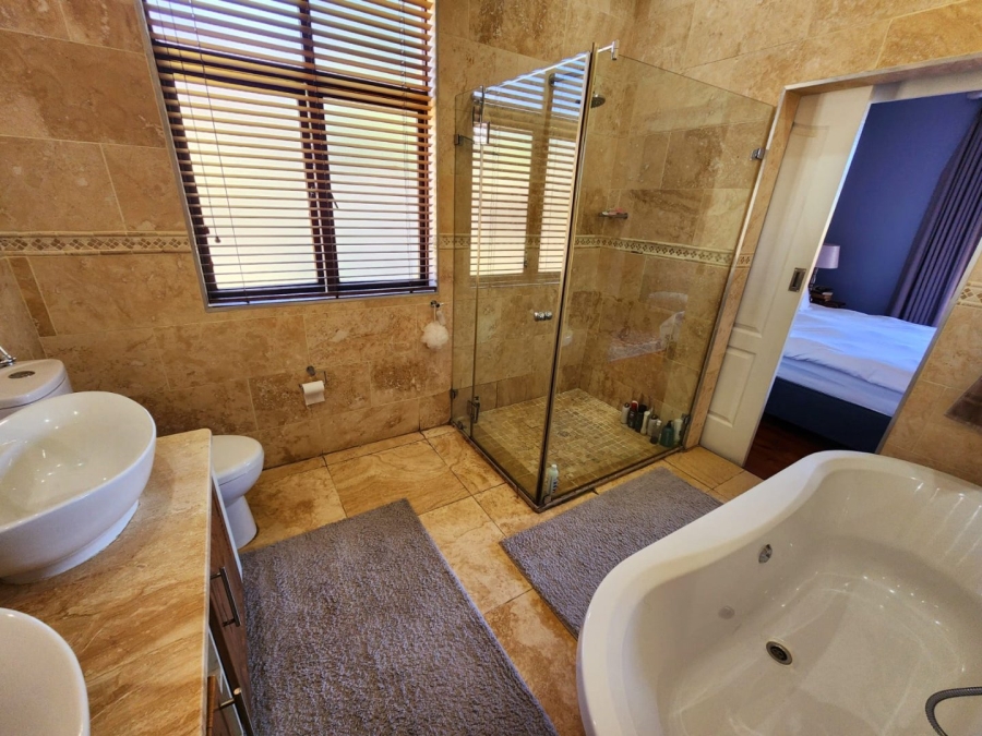 3 Bedroom Property for Sale in Linkside Western Cape
